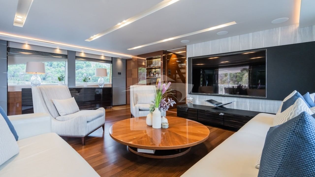 Skylounge / Media room