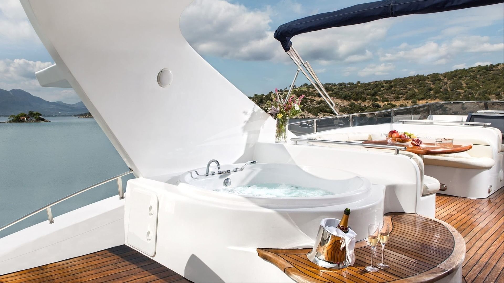 Sun Deck Jacuzzi