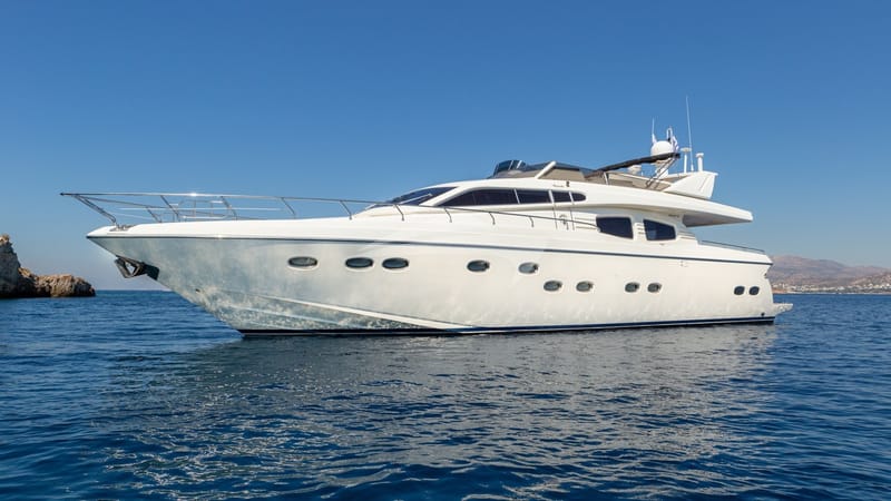 Motor Yacht Amoraki external