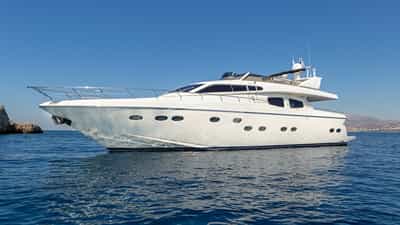 Motor Yacht Amoraki external