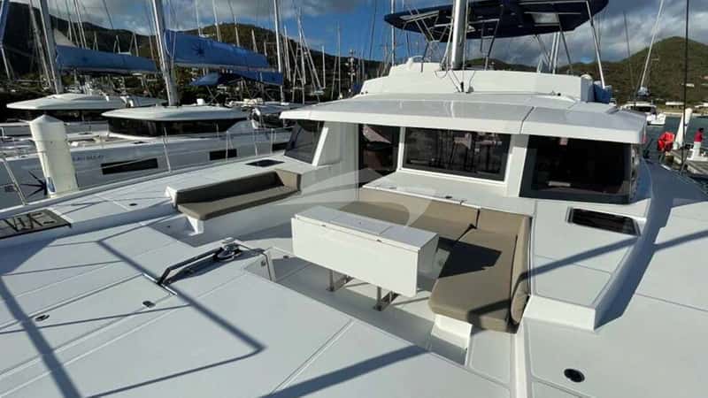 NAE KAE 17m sailing yacht charter, photo 3
