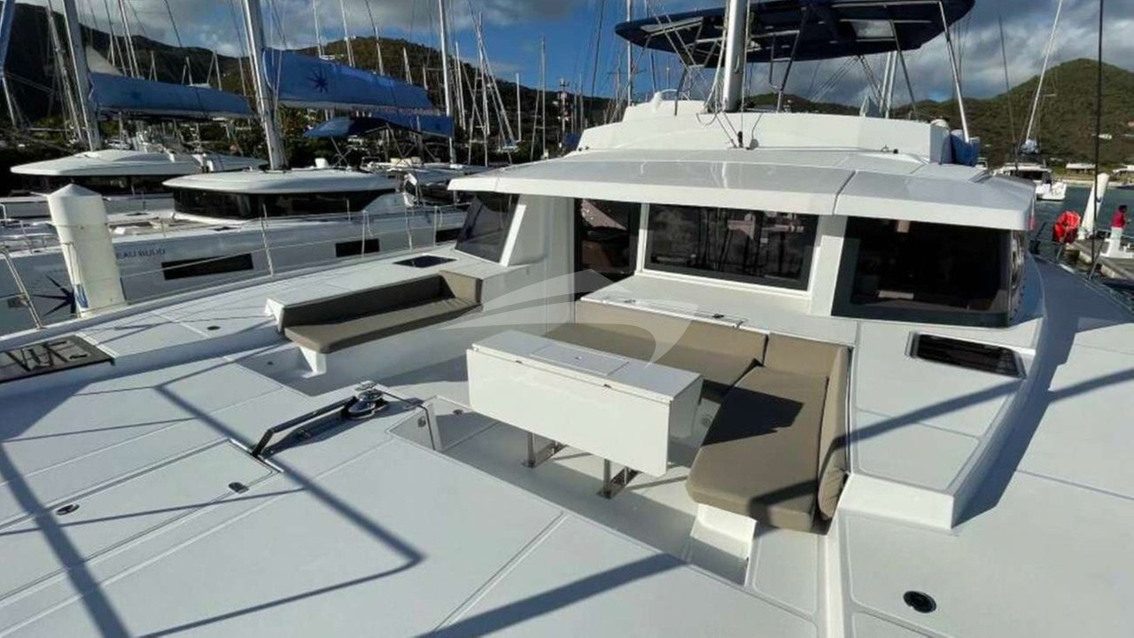 Foredeck Sun Pads