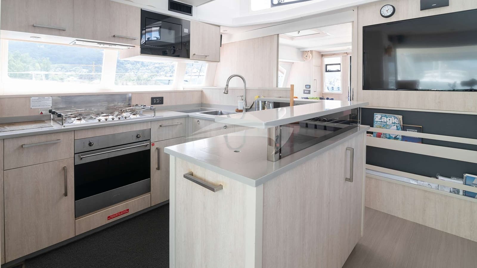 BETWEEN, photo from the yacht portfolio 3