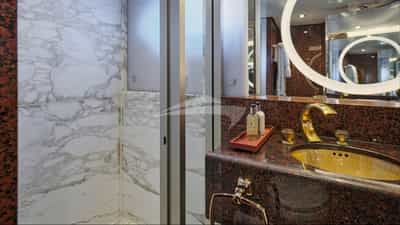 Double Cabin Bathroom