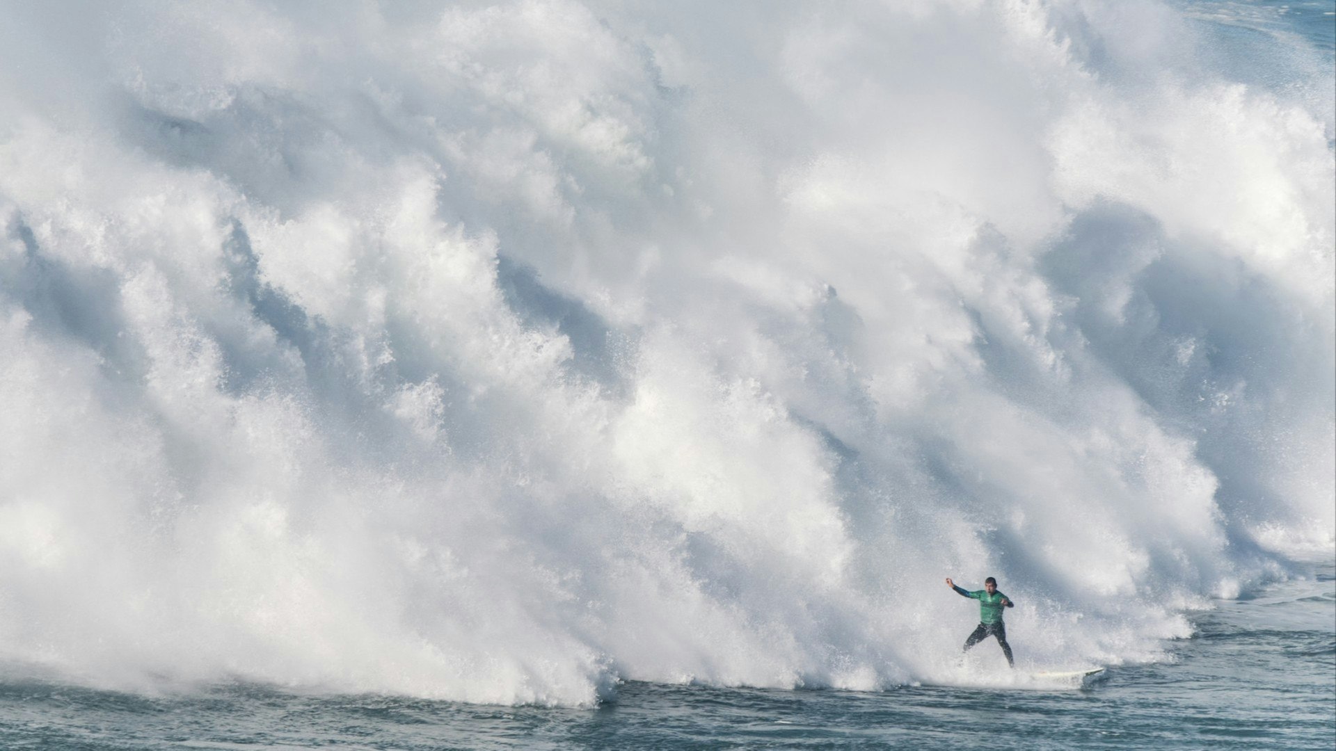 surfer Carlos Burle during the Nazare Challenge