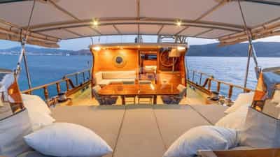 Deck Seating