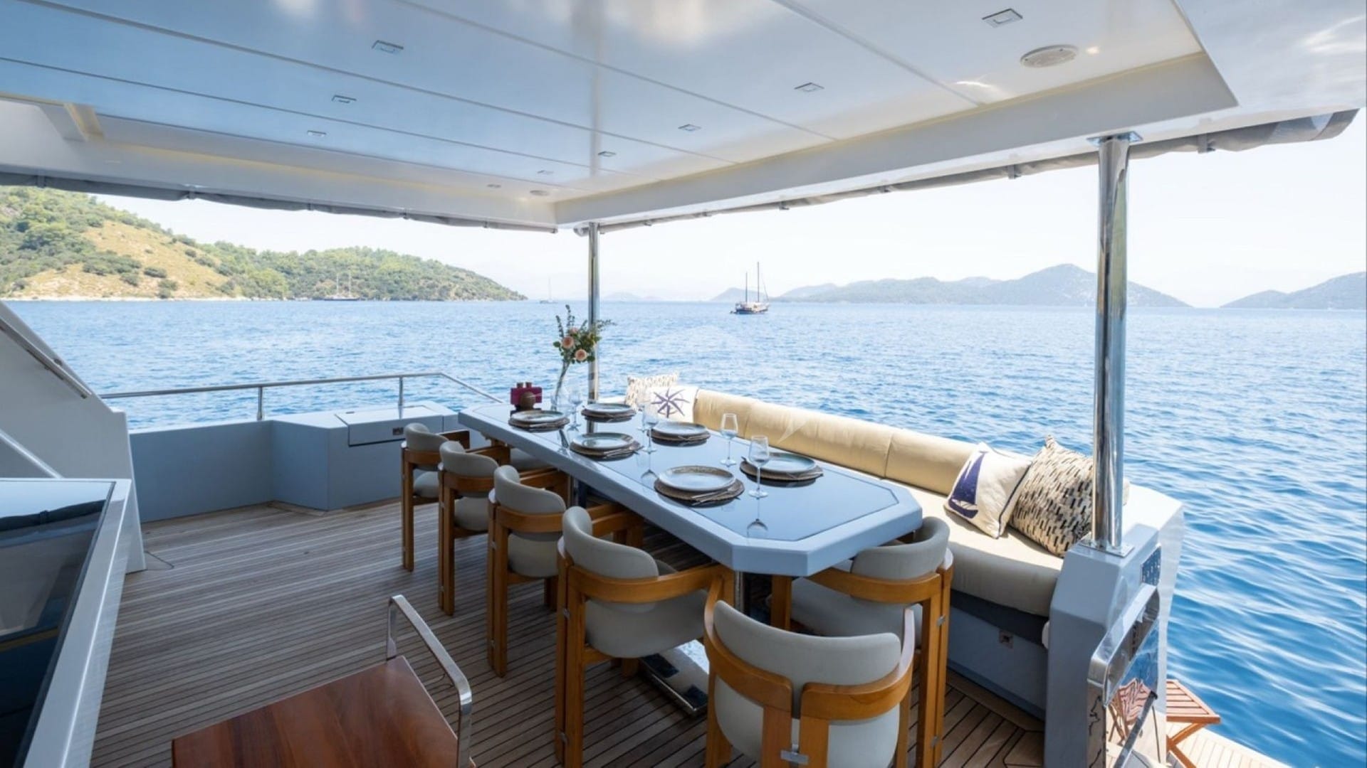 Aft Deck Dining