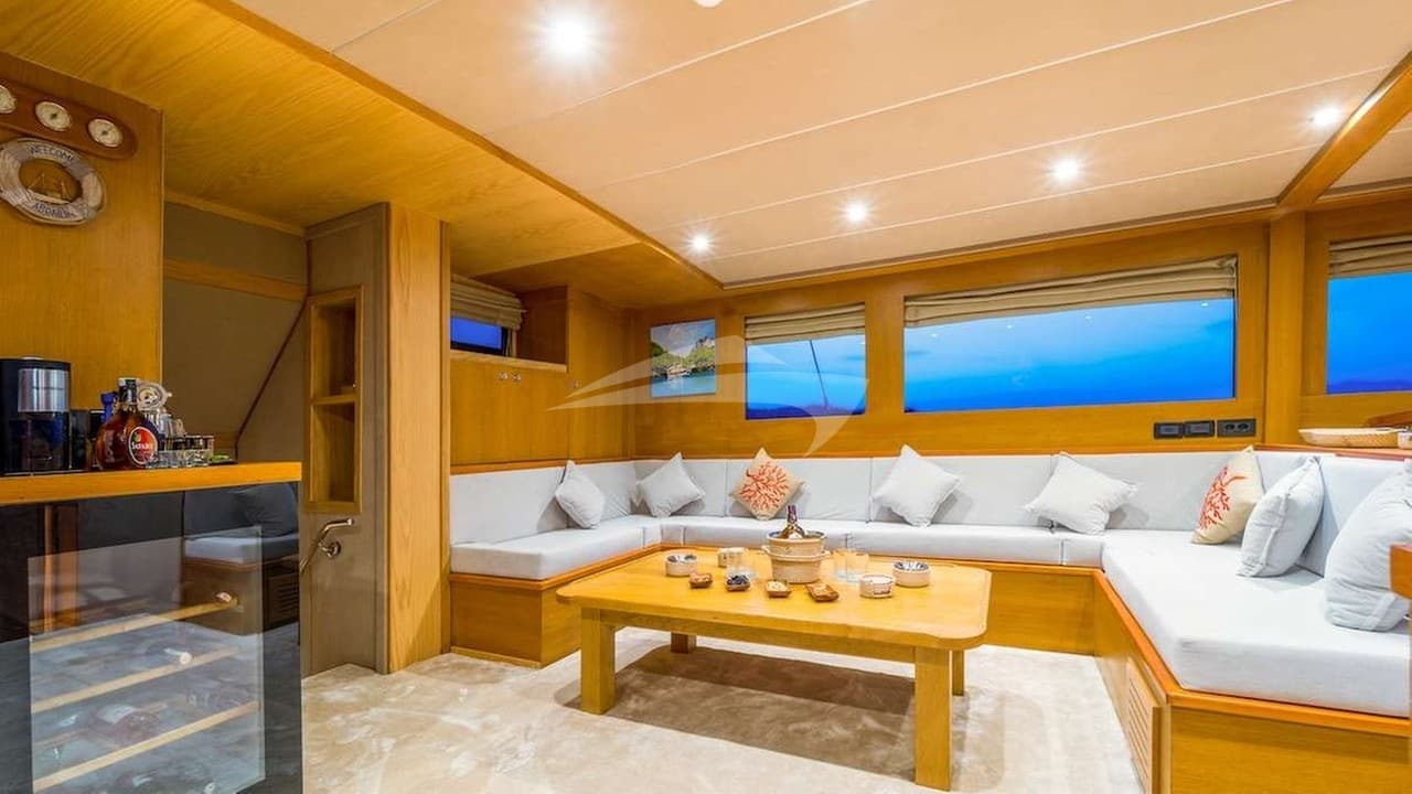 HAPPY DAYS, photo from the yacht portfolio 13