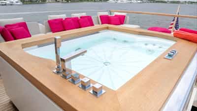 Jacuzzi