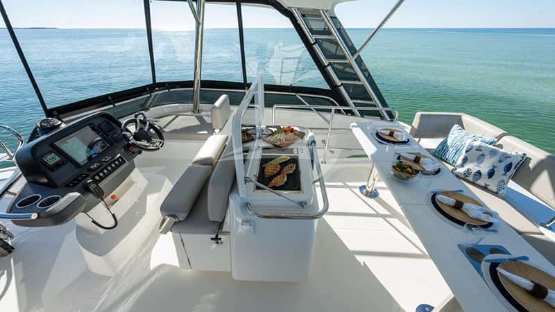 SEADUCTION 13m motor yacht charter, photo 6