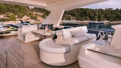 Sundeck Seating