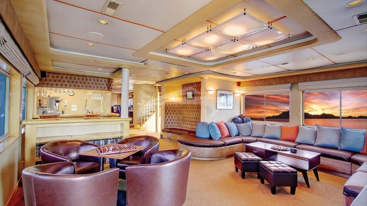SAFARI QUEST, photo from the yacht portfolio