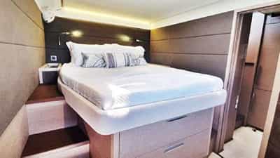 Fwd guest cabin