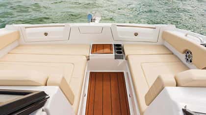 SELESTICAT 10m motor yacht charter, photo 11