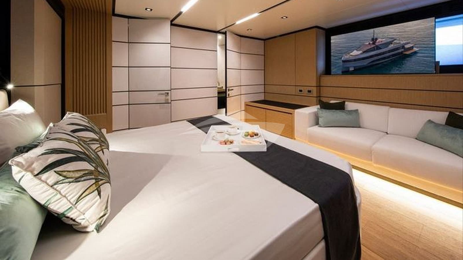 WHY200, photo from the yacht portfolio 9