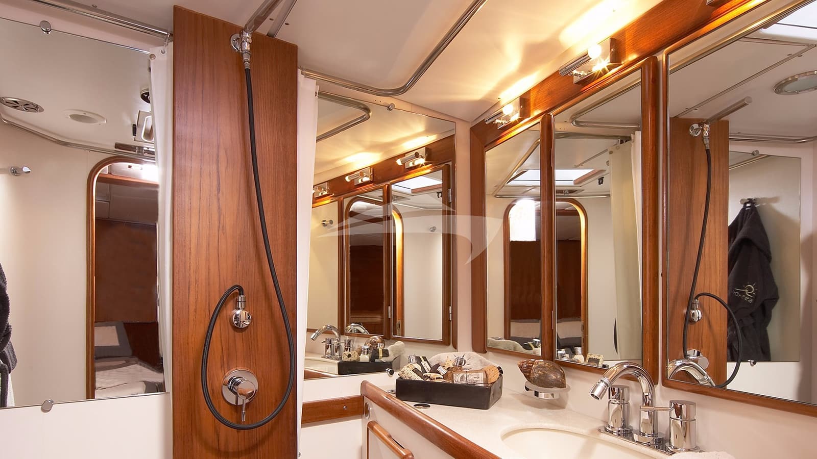 NOHEEA, photo from the yacht portfolio 8