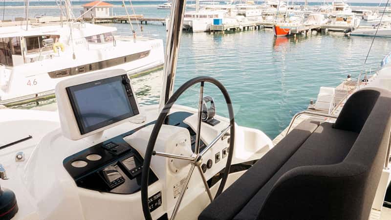 LUNA NOVA 17m sailing yacht charter, photo 5