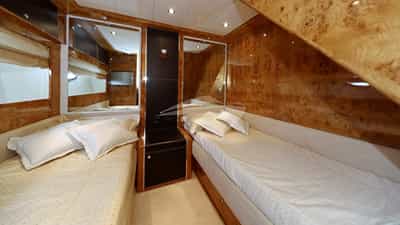 Twin Cabin