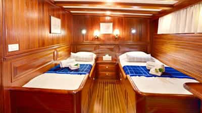 Twin Cabin