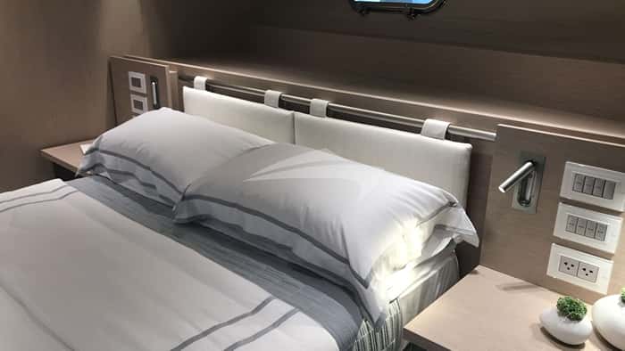 NO TIME TO DIE 27m motor yacht charter, photo 5