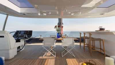 Flybridge