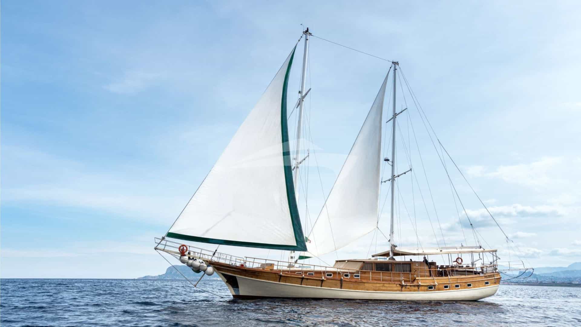 HANDE CAPO GALERA yacht charter