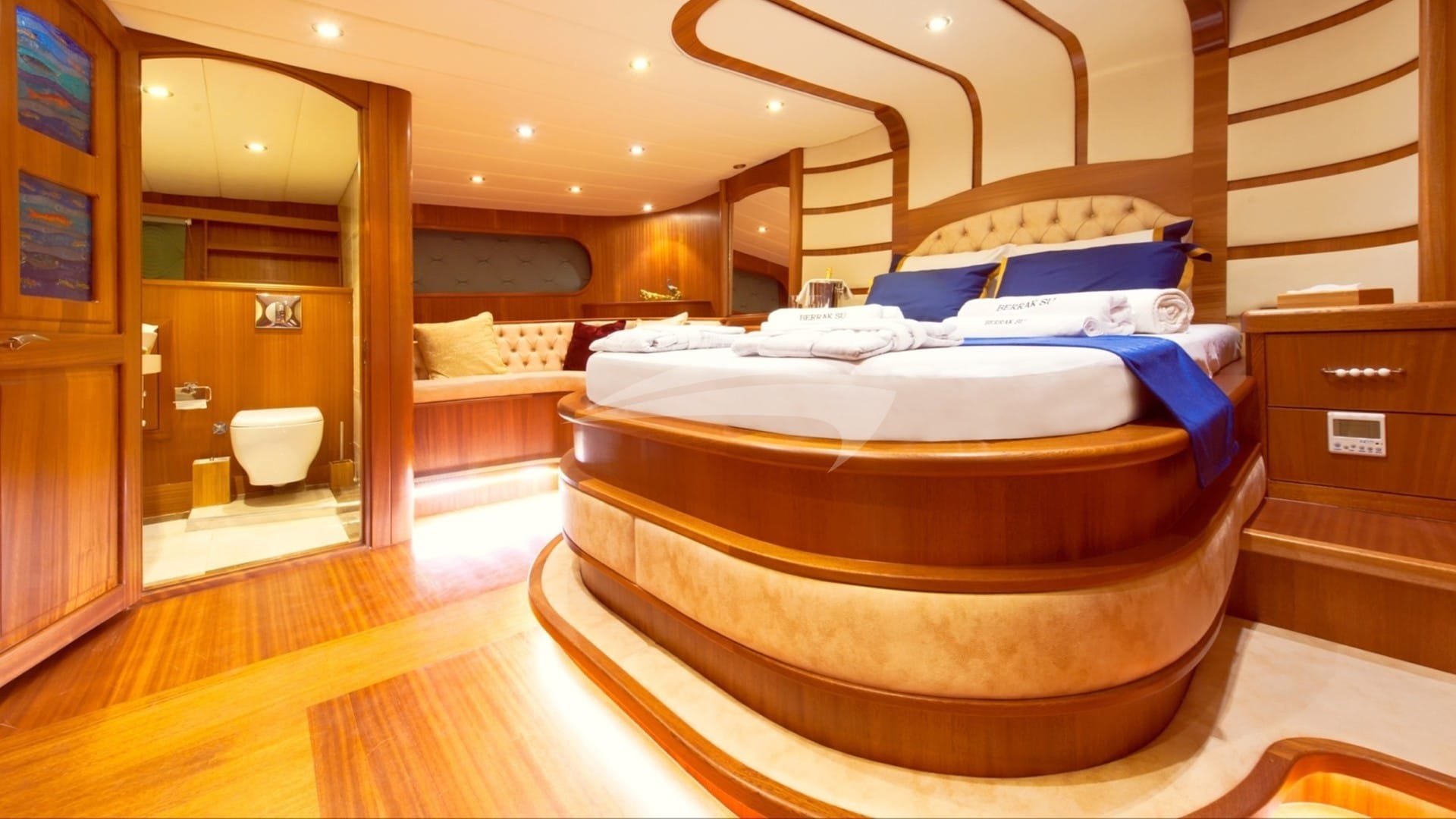 Aft Master Stateroom