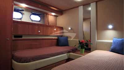 Twin Cabin