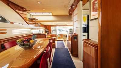 Saloon & Dining Area