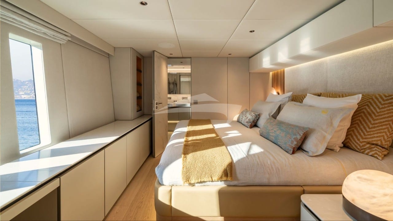 Sunreef_80_ECO_APOLLO_99_Luxury_Catamaran_Charter_BGYB_24