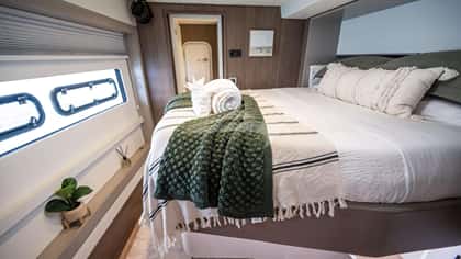 HIGH 5 17m sailing yacht charter, photo 13