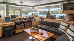 BLUEWINDSYacht Charter