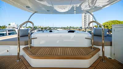 Deck Jacuzzi