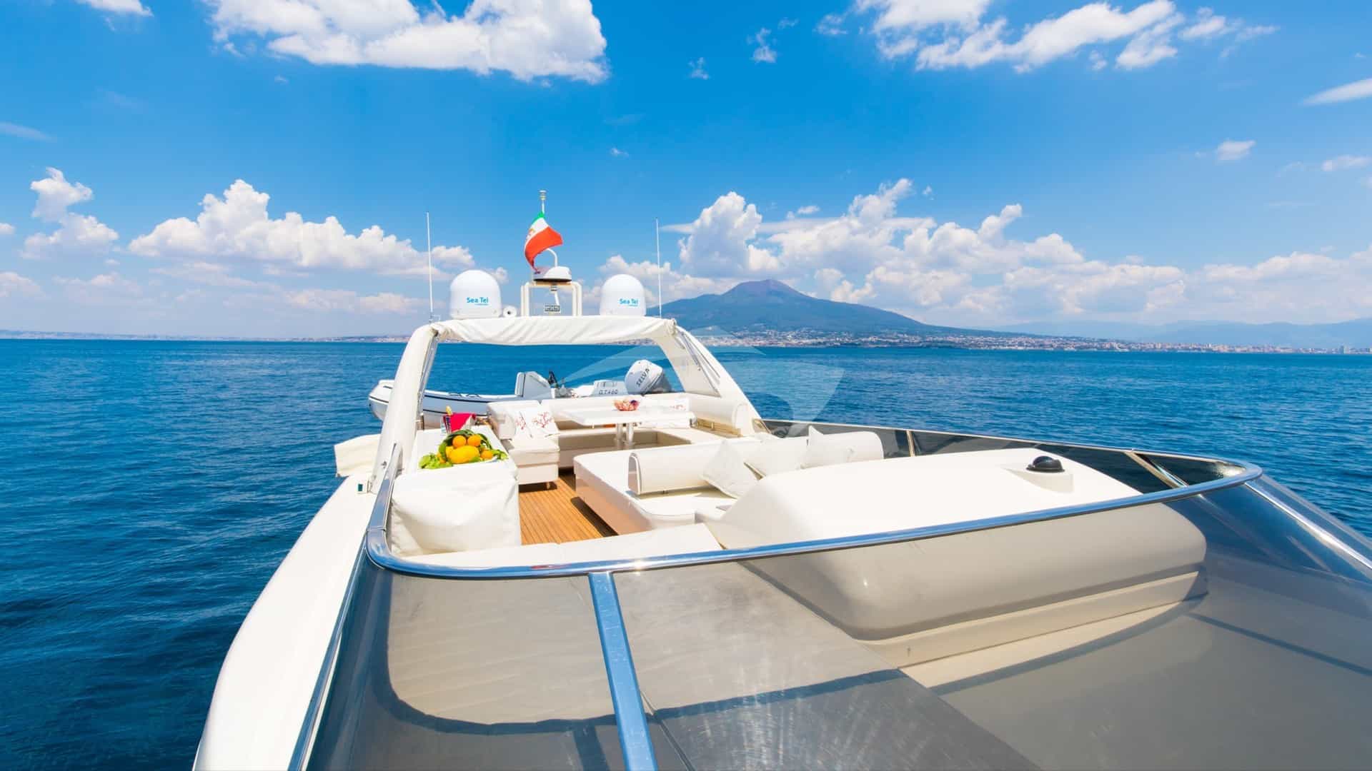 Flybridge full view