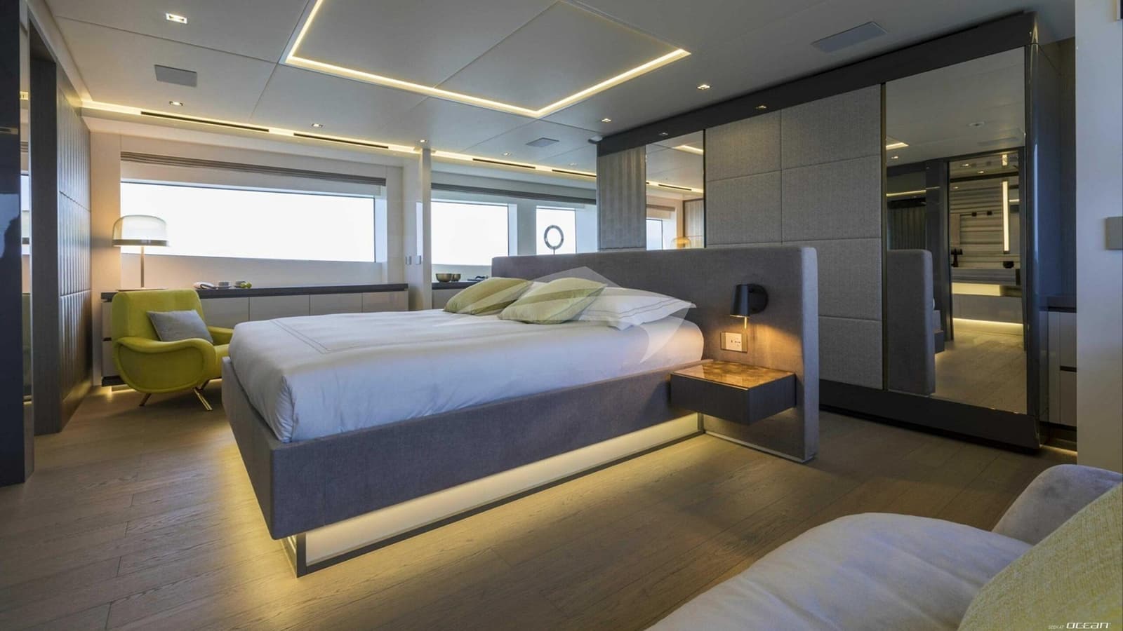 NEVER GIVE UP 33GS, photo from the yacht portfolio 10
