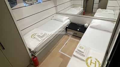 Twin Cabin