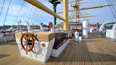 Deck