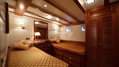 Twin Cabin