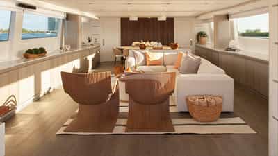 Salon Forward View
