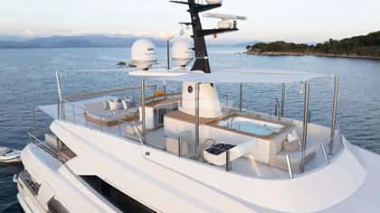 ZULU 3 34m motor yacht charter, photo 12