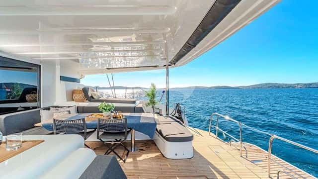 BLACK CAVIAR yacht charter photo 3