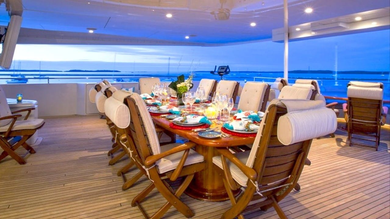 Deck Dining
