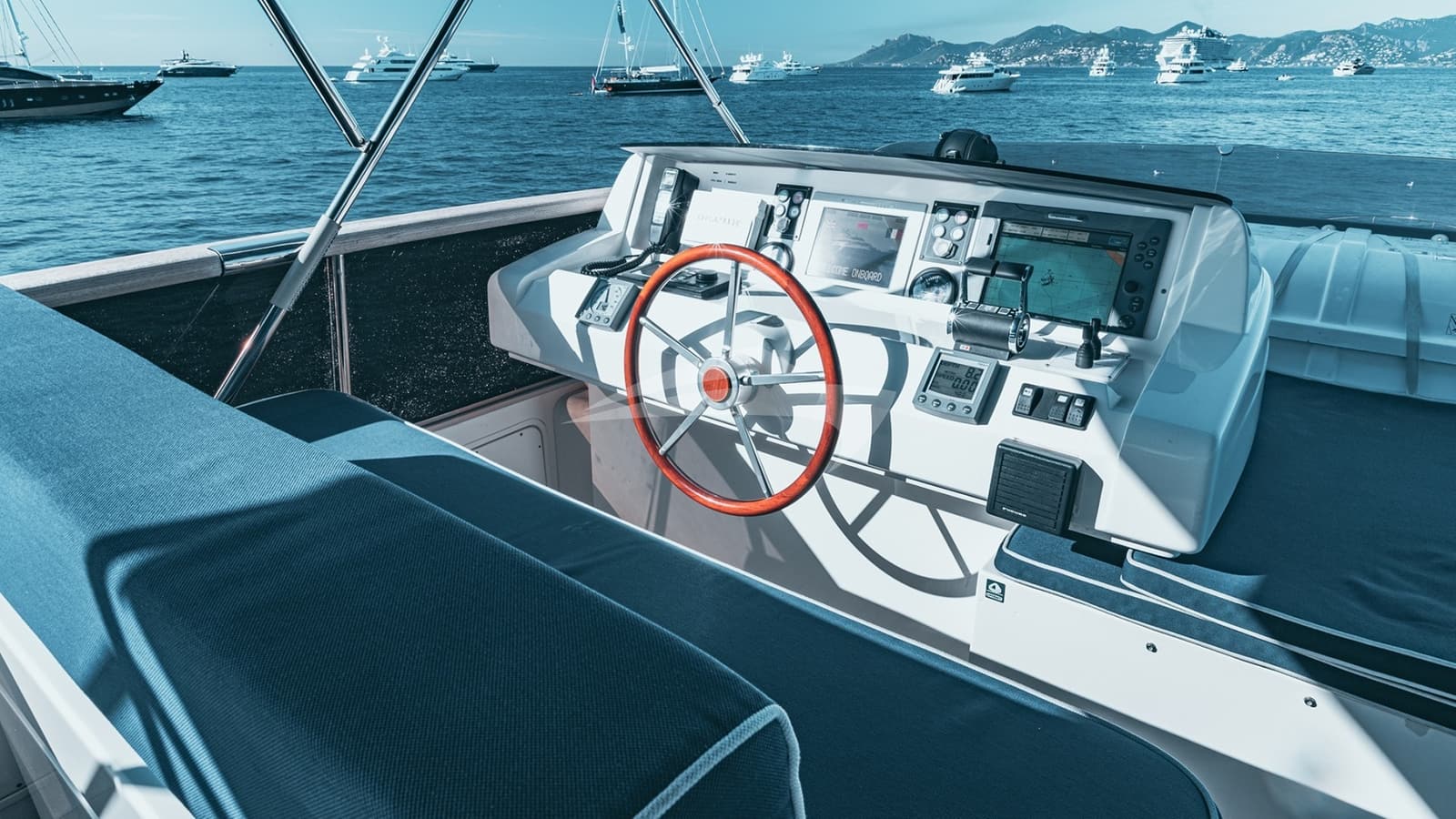 LADY AMANDA, photo from the yacht portfolio 7