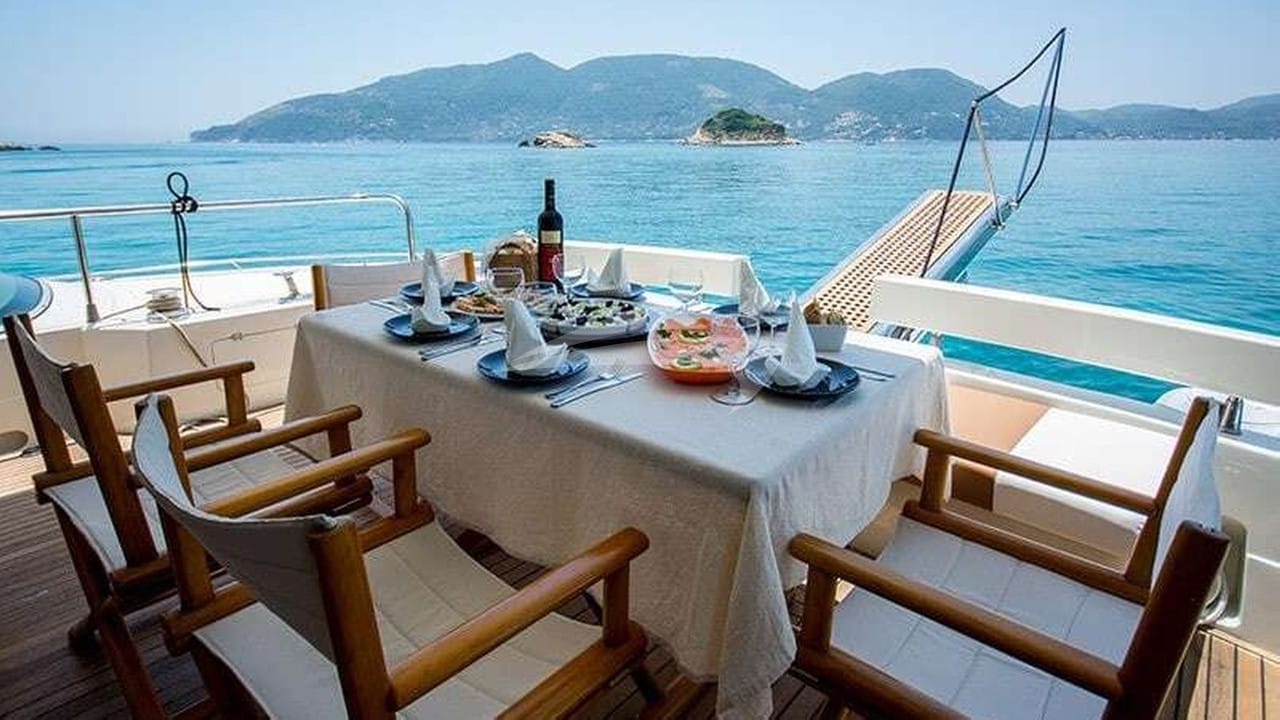 Aft Deck Dinning al fresco