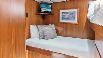 PANACHE 26m motor yacht charter, photo 11