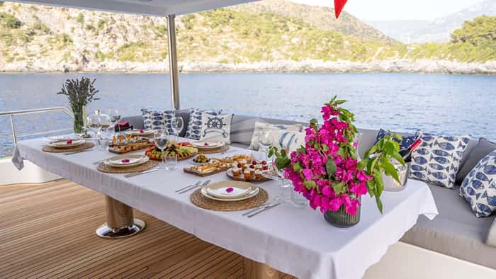 LAVIN 27m motor yacht charter, photo 2