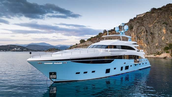 LE VERSEAU 40m motor yacht charter, photo 2