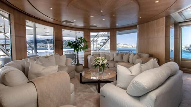 FRIENDSHIP yacht charter photo 2