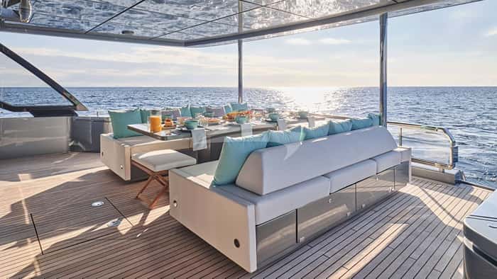 MENANGIO X 28m motor yacht charter, photo 5