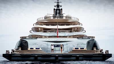 Stern shot